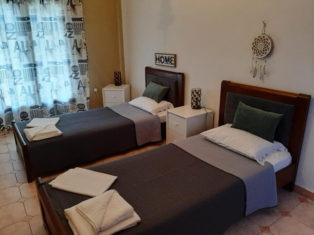 Vintage Home Нікіті Екстер'єр фото
