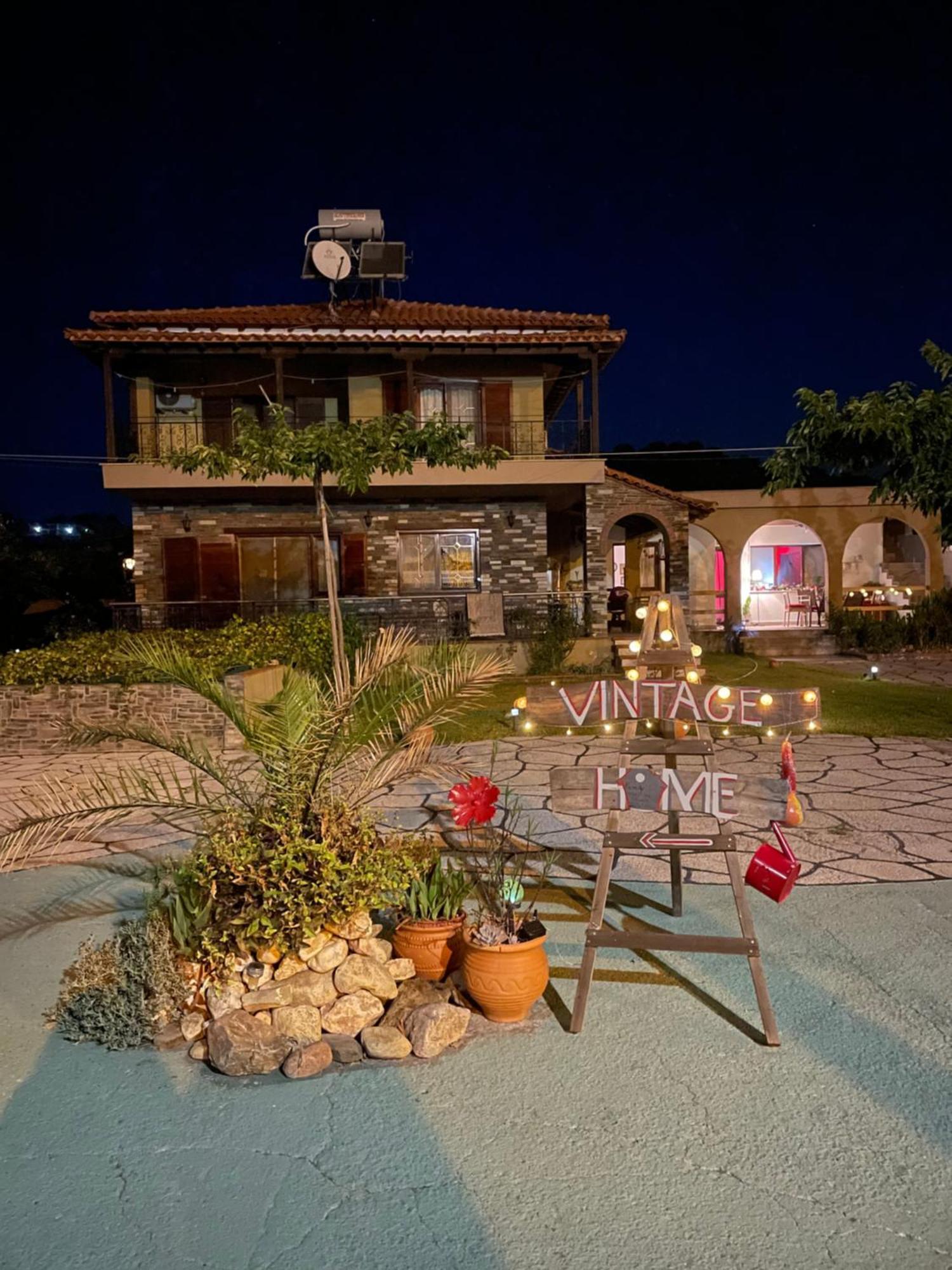 Vintage Home Нікіті Екстер'єр фото