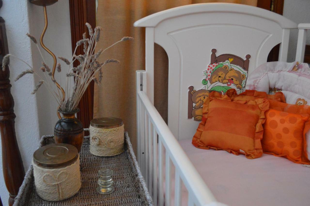 Vintage Home Нікіті Екстер'єр фото